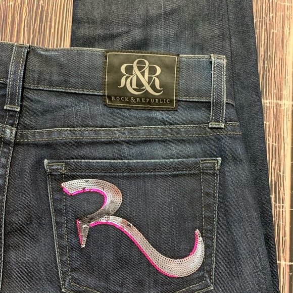 Rock & Republic skinny jeans size 26
Inseam 30”
Excellent Pre-owned Condition - Picture 8 of 11